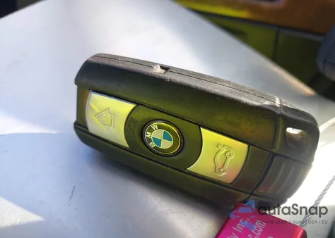 2007 BMW 335I из США, поврежденный, VIN WBAWB73577P038487